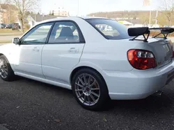 Bianco Usata 2004 Subaru Impreza Tre volumi | 75.000 €