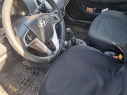 Nero Usata 2011 Hyundai i20 Tre volumi | 2500 €