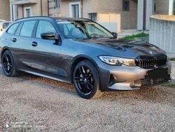Usata 2022 BMW 330e Advantage Station wagon | 26.900 €