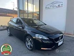 Nero Usata 2016 Volvo V40 Momentum Station wagon | 8000 € (Ottimo prezzo)
