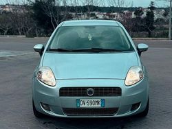 Usata 2009 Fiat Grande Punto Due volumi | 2900 €