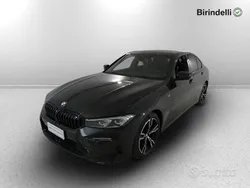 Black sapphire metallizzato Usata 2023 BMW 318 M Sport Tre volumi | 42.500 € (Buon prezzo)