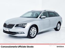 Grigio Usata 2019 Skoda Superb Executive Station wagon | 16.400 € (Cara)