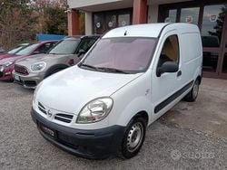 Bianco Usata 2007 Nissan Kubistar Tre volumi | 2900 €