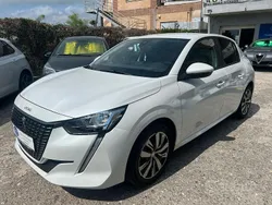 Bianco Usata 2020 Peugeot 208 Active Due volumi | 12.900 € (Buon prezzo)