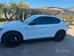 Nero Usata 2018 Alfa Romeo Stelvio Executive SUV | 22.500 € (Buon prezzo)