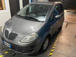 Marrone Usata 2007 Lancia Musa Monovolume | 4000 € (Cara)