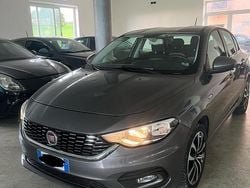Gray Usata 2016 Fiat Tipo Tre volumi | 7500 € (Buon prezzo)
