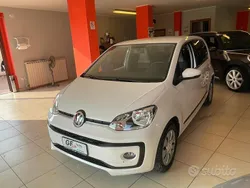 Usata 2016 VW up! Due volumi | 8600 € (Buon prezzo)