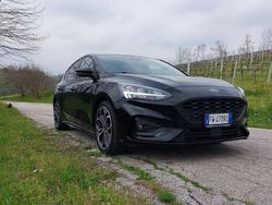 Usata 2019 Ford Focus ST-Line Tre volumi | 15.000 € (Buon prezzo)