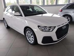 Bianco Nuova 2025 Audi A1 Sportback Business Due volumi | 27.500 € (Ottimo prezzo)