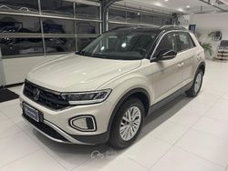 Gray Usata 2023 VW T-Roc Life SUV | 21.890 € (Buon prezzo)