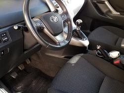 Usata 2009 Toyota Corolla Verso Monovolume | 2500 € (Buon prezzo)