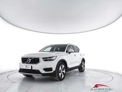 Bianco Usata 2020 Volvo XC40 Momentum SUV | 15.900 € (Ottimo prezzo)