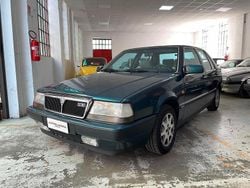 Verde Usata 1992 Lancia Thema Tre volumi | 3499 €