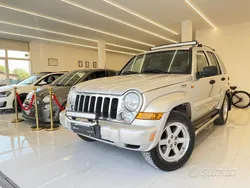 Grigio Usata 2007 Jeep Cherokee Limited SUV | 8900 € (Molto cara)