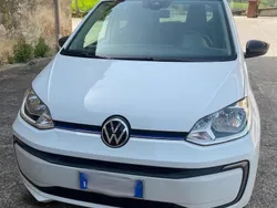 Bianco Usata 2022 VW e-up! Due volumi | 12.500 € (Buon prezzo)