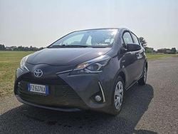 Usata 2016 Toyota Yaris Hybrid Active Tre volumi | 8000 € (Ottimo prezzo)