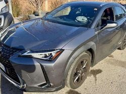 Grigio Usata 2020 Lexus UX 250h Executive Line SUV | 18.900 € (Ottimo prezzo)