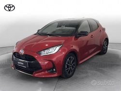 Nero Usata 2022 Toyota Yaris Hybrid Trend Tre volumi | 18.500 € (Buon prezzo)
