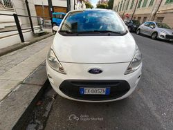 Bianco Usata 2015 Ford Ka Tre volumi | 6000 € (Buon prezzo)