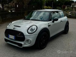 Argento Usata 2016 Mini Cooper SD Business Due volumi | 12.000 € (Buon prezzo)