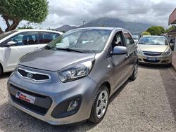 Grigio Usata 2011 Kia Picanto Due volumi | 3990 € (Molto cara)