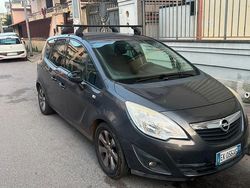 Grigio Usata 2011 Opel Meriva Monovolume | 900 € (Super prezzo)