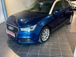 Blu Usata 2012 Audi A1 Tre volumi | 6499 € (Ottimo prezzo)