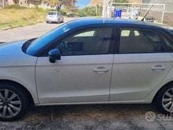 Bianco Usata 2014 Audi A1 Sportback Due volumi | 4300 € (Super prezzo)