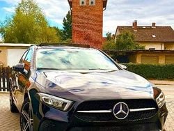 Nero Usata 2019 Mercedes A180 Tre volumi | 24.000 € (Molto cara)