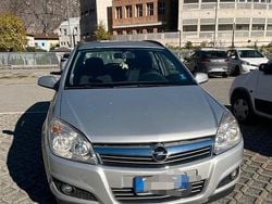 Grigio Usata 2007 Opel Astra Station wagon | 1300 € (Ottimo prezzo)