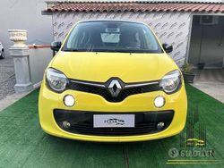 Giallo Usata 2015 Renault Twingo Due volumi | 6990 € (Buon prezzo)