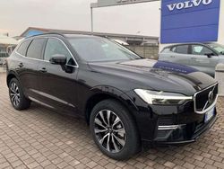 Onyx black Usata 2024 Volvo XC60 Core SUV | 42.900 € (Buon prezzo)