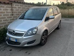 Usata 2011 Opel Zafira Monovolume | 1200 € (Super prezzo)