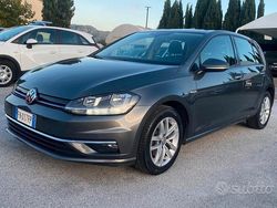 Grigio Usata 2018 VW Golf Highline Tre volumi | 7800 € (Molto cara)