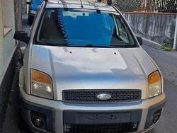 Grigio Usata 2008 Ford Fusion Tre volumi | 2000 € (Buon prezzo)