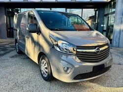 Grigio Usata 2018 Opel Vivaro Monovolume | 12.900 € (Super prezzo)