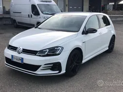 Usata 2014 VW Golf VII R-line Tre volumi | 10.900 € (Buon prezzo)
