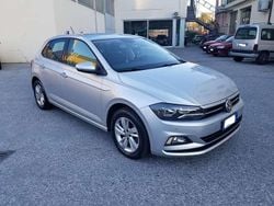 Argento Usata 2019 VW Polo Comfortline Tre volumi | 14.600 € (Buon prezzo)