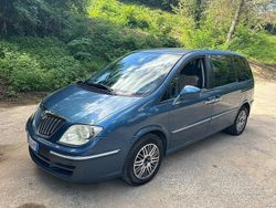 Blu Usata 2010 Lancia Phedra Monovolume | 3500 € (Cara)