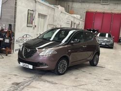 Nero Usata 2014 Lancia Ypsilon S Due volumi | 5700 € (Buon prezzo)