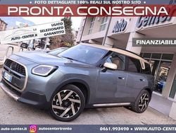 Verde Usata 2024 Mini Countryman Favoured SUV | 39.900 € (Cara)