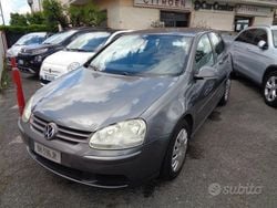 Grigio Usata 2007 VW Golf V Comfortline Tre volumi | 4500 € (Cara)