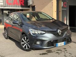 Grigio Usata 2020 Renault Clio V Business Tre volumi | 11.499 € (Buon prezzo)