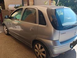 Usata 2005 Opel Corsa | 1500 € (Buon prezzo)