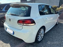 Bianco Usata 2012 VW Golf VII R-line Tre volumi | 9500 € (Buon prezzo)