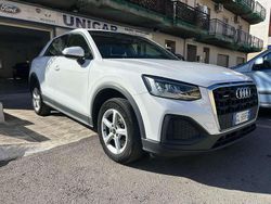 Bianco ghiaccio Usata 2022 Audi Q2 Business SUV | 25.400 € (Buon prezzo)