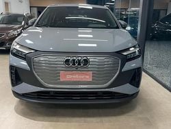 Grigio Usata 2023 Audi Q4 e-tron Comfort SUV | 34.999 € (Buon prezzo)