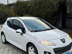 Bianco Usata 2010 Peugeot 207 Coupé | 3100 € (Ottimo prezzo)